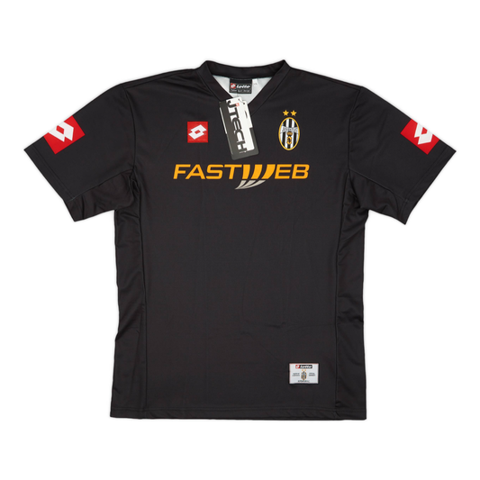 2001-02 Juventus FC 2nd Kit